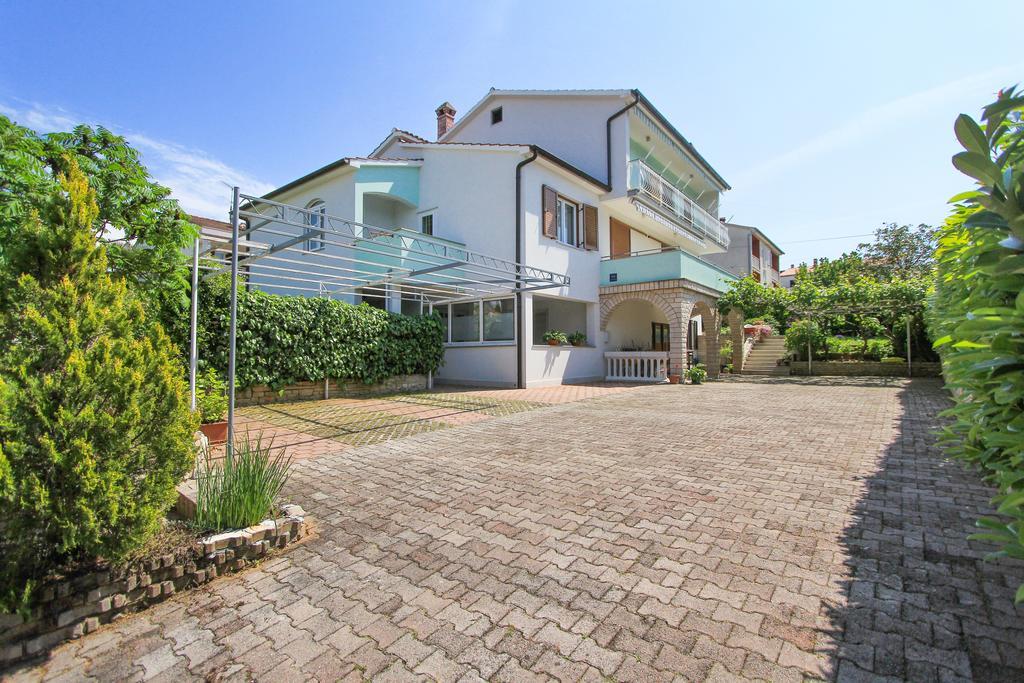 Apartments Silvia Porec Exterior photo
