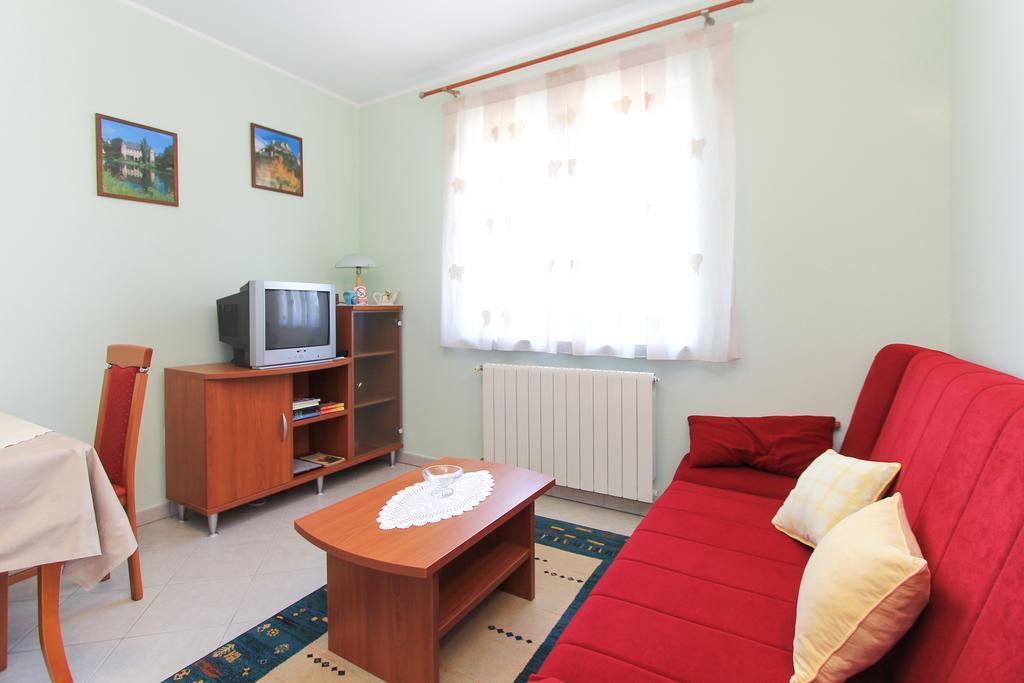 Apartments Silvia Porec Exterior photo